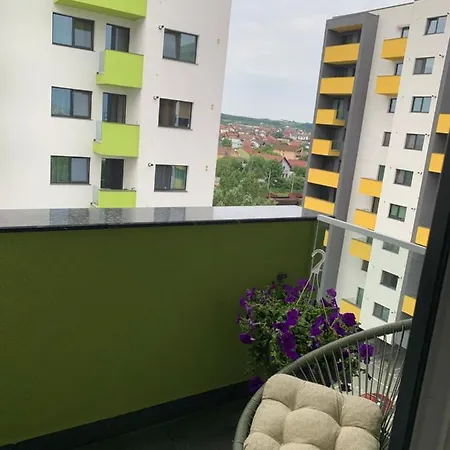 Black&White Suites Craiova Exterior foto