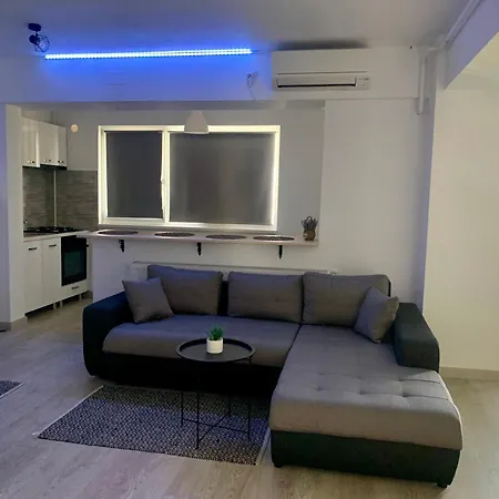Black&White Suites Craiova Exterior foto
