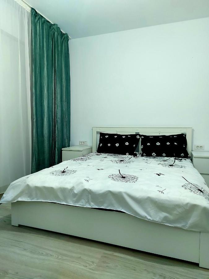 Black&white Apartment